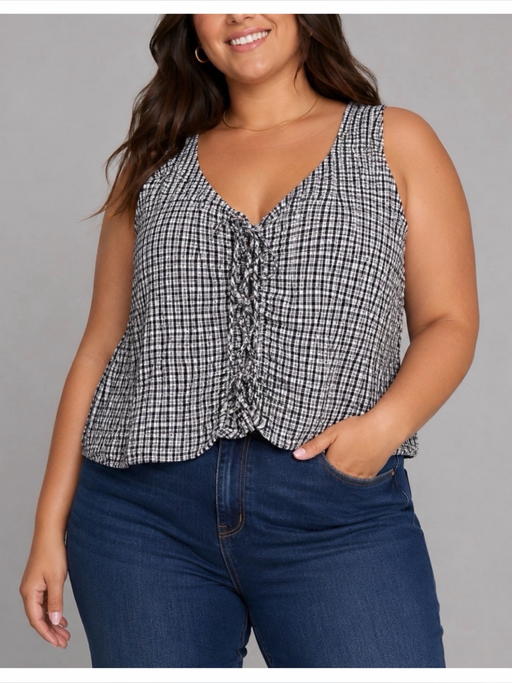 (VTG) AVENUE • Black/White Gingham Lace-Up Cropped Sleeveless Tank Top, 26/28